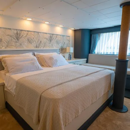 Hotel na wodzie Yalikavak Matilda Mega Yacth *