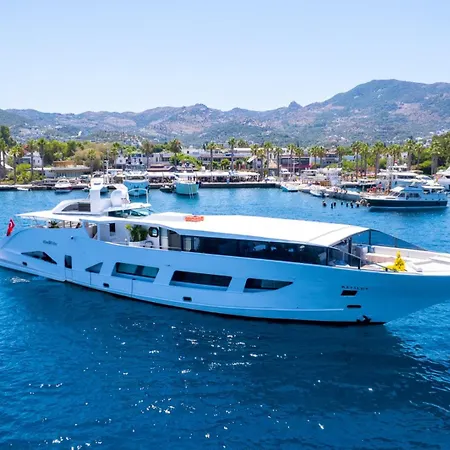 Botel Yalikavak Matilda Mega Yacth