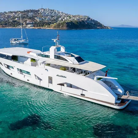 Yalikavak Matilda Mega Yacth Bodrum
