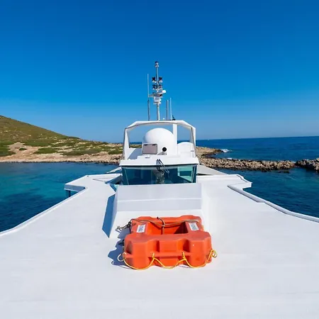 Yalikavak Matilda Mega Yacth Botel